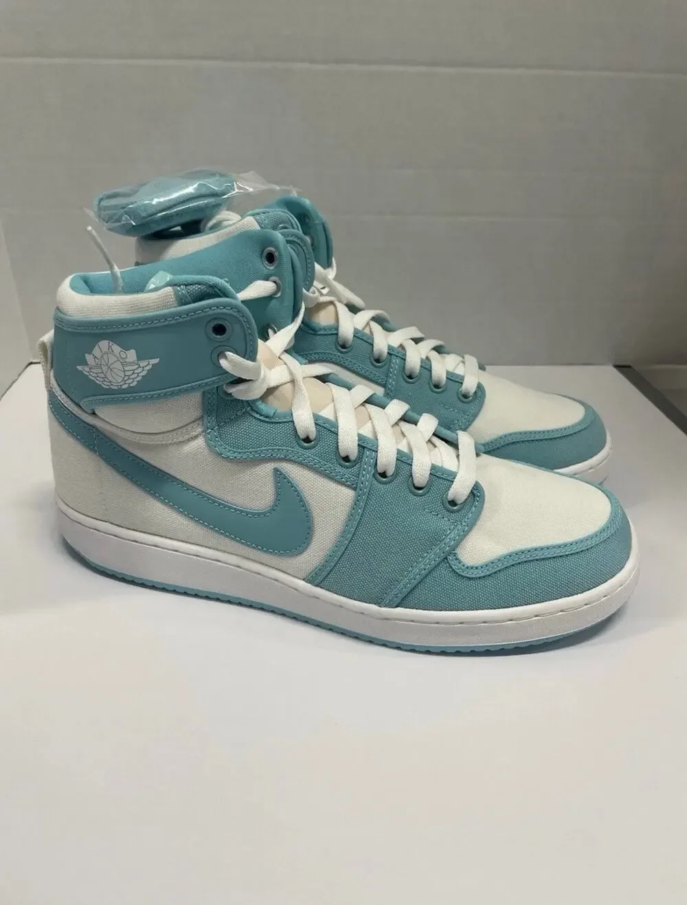 Air Jordan 1 KO High Bleached Aqua DO5047 411 Size 11 White Blue High Top Shoe